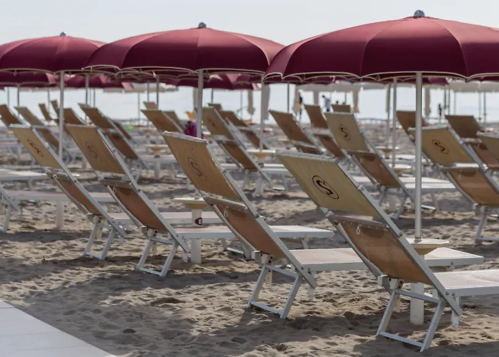 Hotel Soraya - Spiaggia Sawasdee With Beach & Parking Riccione